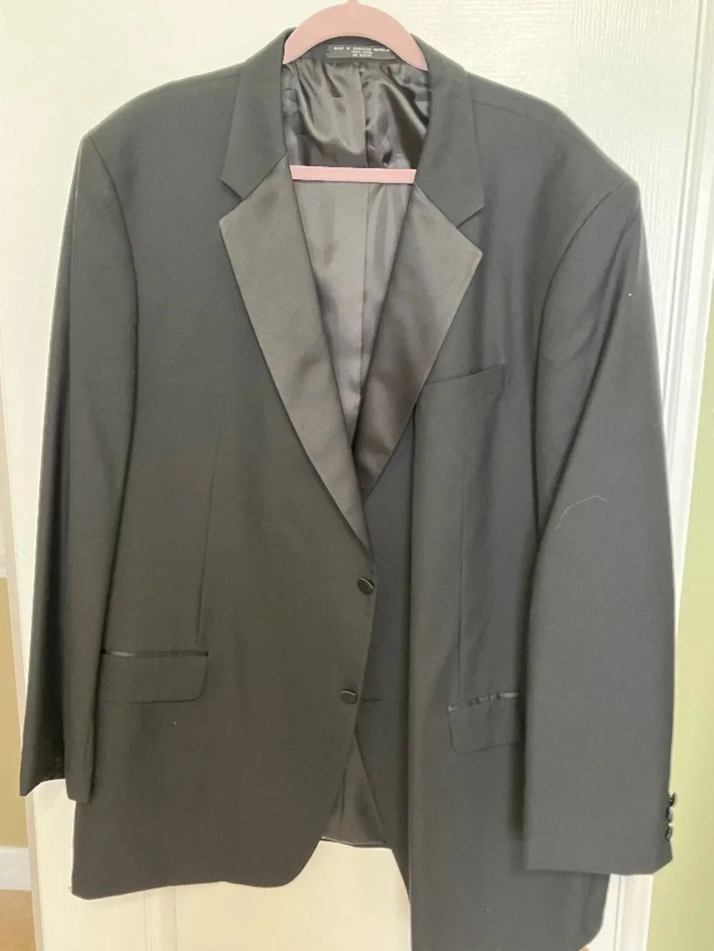Jones NY Mens Tuxedo  EUC